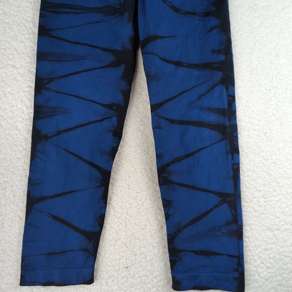 SoulCycle Skull Blue Black Tie Dye Cropped Leggings‎ Women's Size Small Capri - Picture 4 of 7